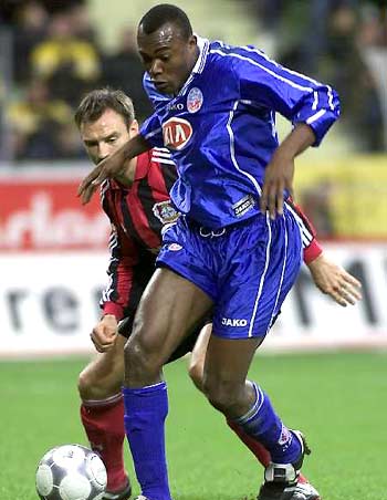 傲之心, 国家充满活 傲之心, 国家充满活