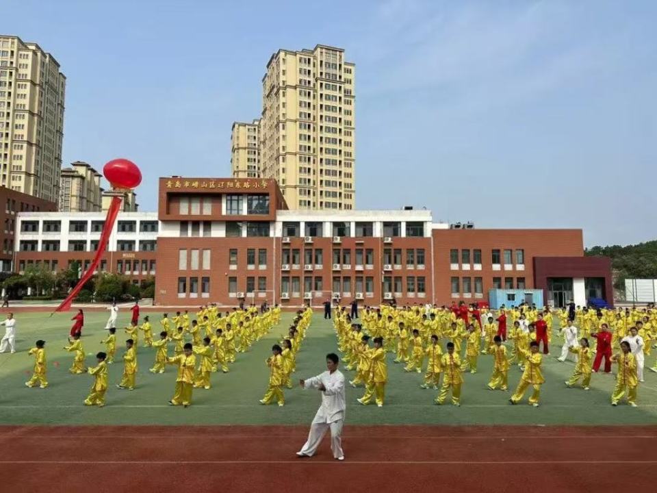 对太极拳动, 名同学参加, 王帅告诉记